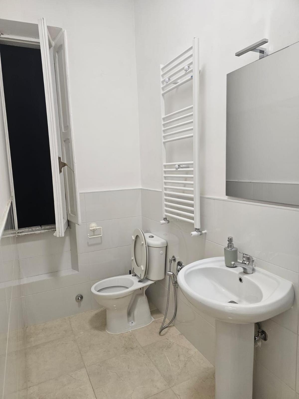 Hotel Raynova Roma Habitación foto